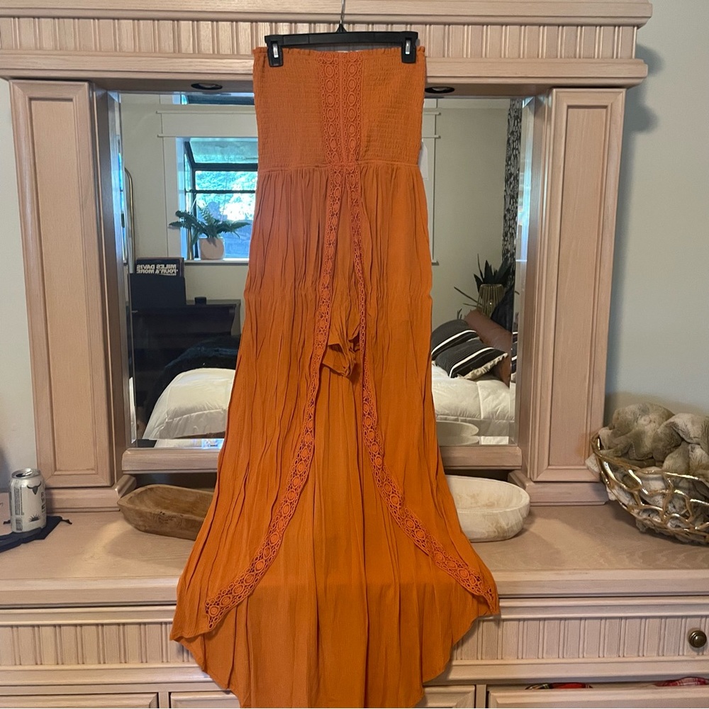 NWT Peekaboo Romper